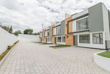 Casa en  Av. Gral. Rumiñahui 9, Quito, Ecuador