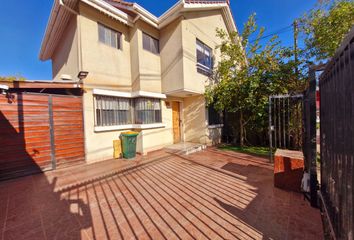 Casa en  Avenida Tobalaba 1265, Puente Alto, Chile