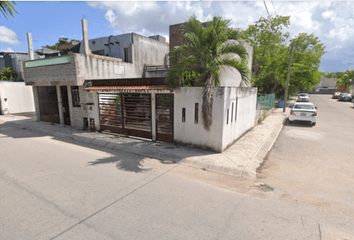 Casa en  Calle Av. 137 11, 77519 Cancún, Q.r., México