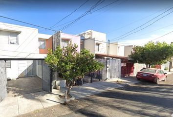 Casa en  Privada Santa Blanca, La Casita, Los Girasoles, Zapopan, Jalisco, México