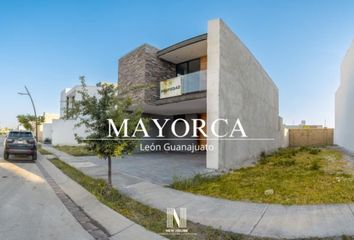 Casa en  Mayorca Residencial, León, Guanajuato, México