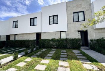 Casa en  Altos Juriquilla, Av. De Las Torres, Juriquilla, Querétaro, México