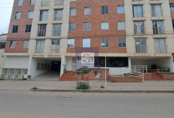 Apartamento en  Edificio Primavera Parque, Calle 17, Piedecuesta, Santander, Colombia