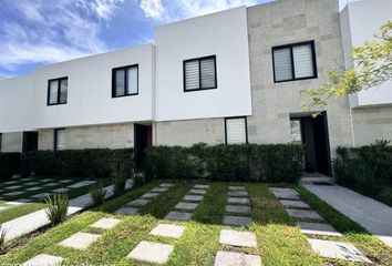 Casa en condominio en  Altos Juriquilla, Av. De Las Torres, Juriquilla, Querétaro, México