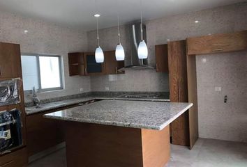 Casa en condominio en  Sonata, Boulevard Europa, Lomas De Angelópolis, San Bernardino Tlaxcalancingo, Puebla, México