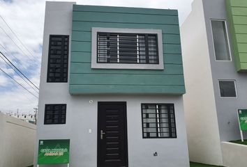 Casa en condominio en  Santa Fe, Tijuana