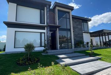 Casa en  Puembo, Quito