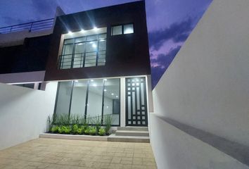 Casa en  Villas De Irapuato, Irapuato, Guanajuato