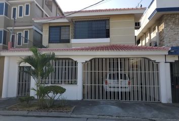 Casa en  Garzota, Guayaquil, Ecuador