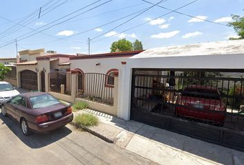 Casa en  Avenida Jaime Nuno, Periodista, Hermosillo, Sonora, México