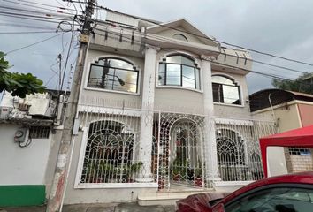 Casa en  Plaza Comercial Los Bosques, Portoviejo, Ecuador