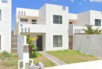 Casa en  Calle 47 B 889, Fraccionamiento Las Américas 2, Mérida, Yucatán, México