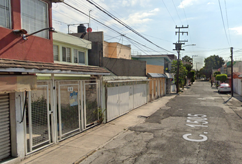 Casa en  Calle 1505, San Juan De Aragón Vi Sección, Ciudad De México, Cdmx, México