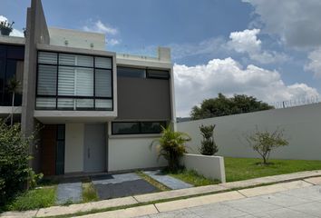 Casa en condominio en  Boulevard Bosques De Santa Anita 2100, Bosques De Santa Anita, San Agustín, Jalisco, México