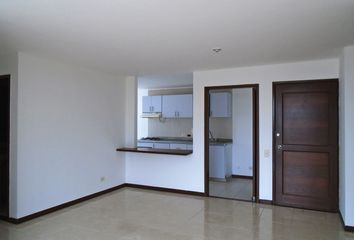 Apartamento en  Los Alamos, Pereira