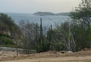 Lote de Terreno en  70988, Crucecita, Oaxaca, Mex