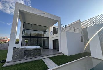 Casa en fraccionamiento en  Real De Oaxtepec, Oaxtepec, Morelos, México