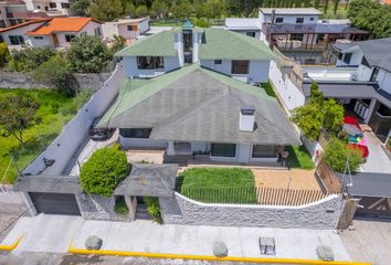 Casa en  La Armenia 1, Quito, Ecuador