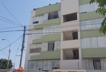 Departamento en  Av. San Luis, San Borja, Perú