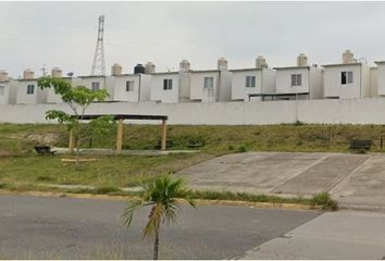 Casa en condominio en  Valle Alto Privadas Tuxpan, Carretera Tuxpan - Tampico, Túxpam De Rodríguez Cano, Veracruz, México