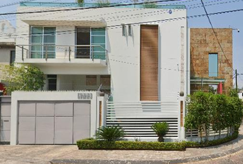 Casa en  Calle Vista Al Atardecer, Cerro Del Tesoro, 45608 San Pedro Tlaquepaque, Jalisco, México