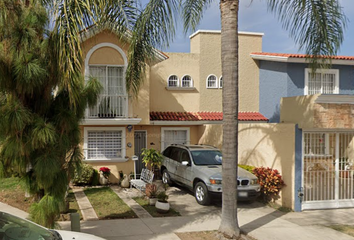 Casa en  C. San Felipe 987, Residencial Del Valle, Zapopan, Jalisco, México