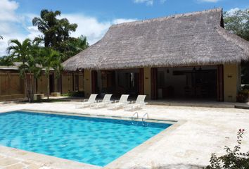 Villa-Quinta en  La Españolita. Zoológico De Avez, Piedecuesta, Santander, Colombia