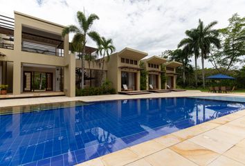Villa-Quinta en  Copacabana, Antioquia, Colombia