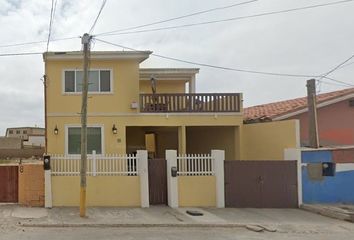 Casa en  Calz. Del Mar, Mexicali, Rosarito, Baja California, México