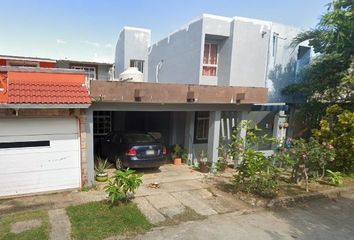 Casa en  Antonio Hernandez Ábrego, 24 De Octubre, Coatzacoalcos, Veracruz, México