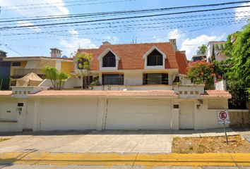 Casa en  Avenida Naciones Unidas, Jardines Universidad, Zapopan, Jalisco, México