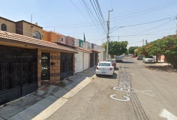 Casa en  Calle Benedictinos 2, Mision De San Carlos, Candiles, Querétaro, México