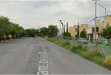 Casa en condominio en  Valle De Santo Tomás, Apodaca, Nuevo León, México