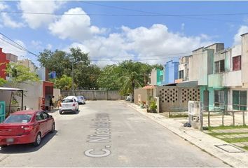 Casa en  Calle Nicolás Bravo Sm 215, Cancún, Quintana Roo, México