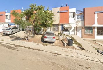 Casa en  Calle Valle De Eugenia, Los Valles, Tijuana, Baja California, México