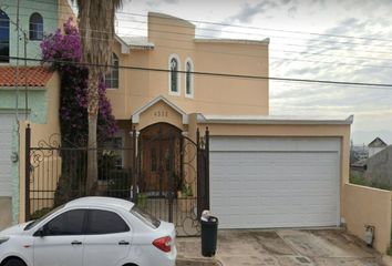 Casa en  C. Juan Bernardo 4332, La Cañada, 31214 Chihuahua, México