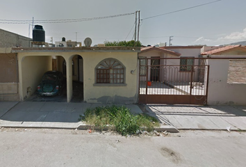 Casa en  Calle Del Pasaje, Fraccionamento Prados Del Oriente, Villas La Merced, Torreón, Coahuila De Zaragoza, México