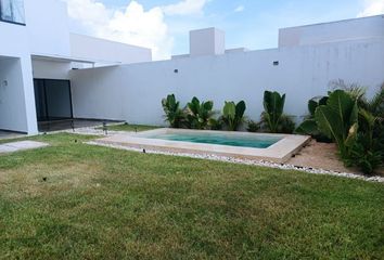 Casa en  Calle 59, Conkal, Yucatán, México