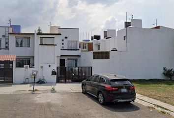 Casa en  Avenida Del Tratoli, El Pueblito, Querétaro, México