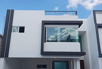 Casa en condominio en  La Carcaña, San Pedro Cholula