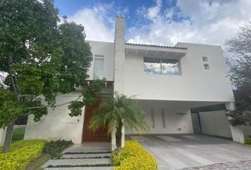 Casa en fraccionamiento en  Bosque Azul, León, Guanajuato, México