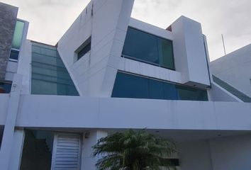 Casa en fraccionamiento en  Grupo Innova, Lomas De, Lomas Del Gran Jardin, León, Guanajuato, México