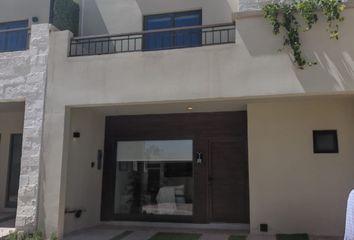 Casa en condominio en  Avenida Vial 7 2130, El Pueblito, Querétaro, México