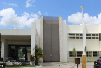 Casa en  Avenida Las Antillas 9, Lagos Del Sol, Quintana Roo, México