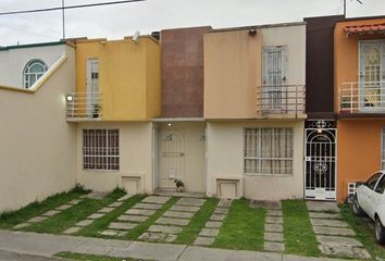 Casa en  Bosques De Cedro 59, Mz 004, El Bosque, Fraccionamiento Paseos De Tultepec Ii, Estado De México, México