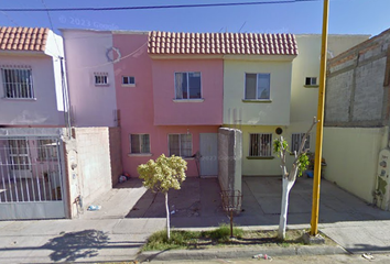 Casa en  Avenida Torre De La Libertad, Las Torres Sector Ii, Torreón, Coahuila De Zaragoza, México