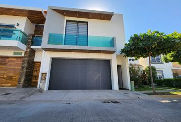 Casa en  Santo Domingo, El Barrio, Culiacán, Sinaloa, México