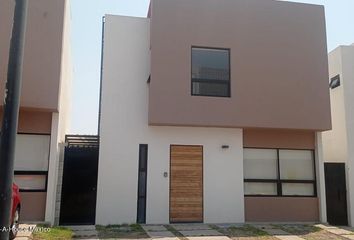 Casa en  San Isidro Juriquilla, Juriquilla, Querétaro, México