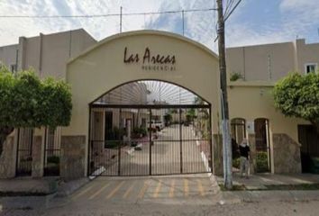 Casa en  Calle Palma Areka 200, Parque Las Palmas, Puerto Vallarta, Jalisco, México