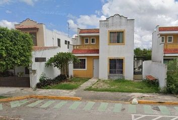 Casa en fraccionamiento en  C. 59-c, Fraccionamiento Las Américas, Mérida, Yucatán, México